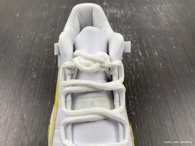 Rep Husky Yellow Air Low WMNS Jordan 11 Snakeskin AH7860-107 0602